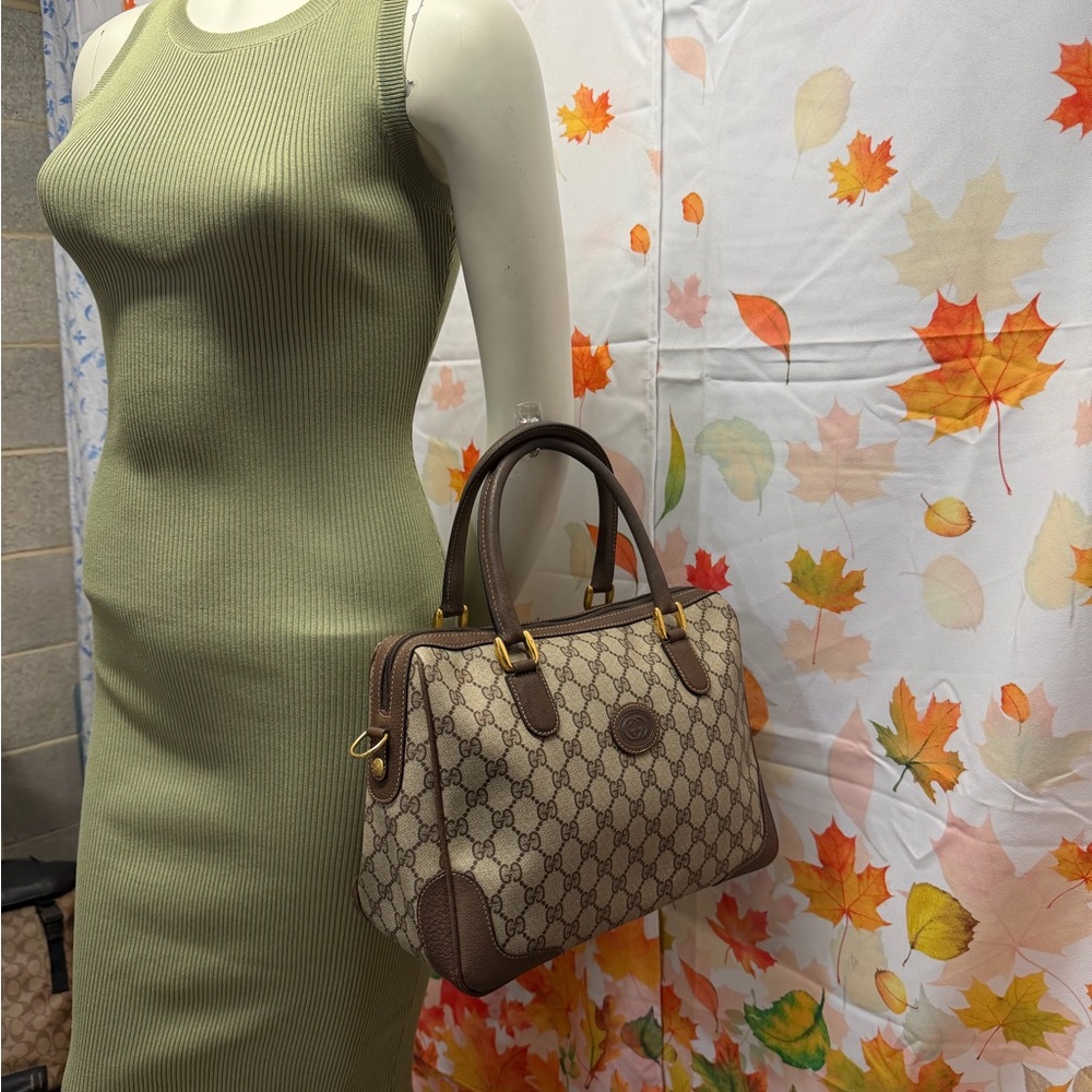 Authentic Vintage Gucci Brown Monogram Handbag - Picture 14 of 16